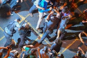 Violência contra professores no Rio (Foto de Publico.pt)