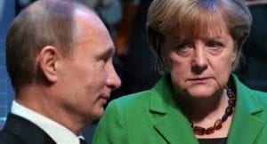 Angela Merkel apelou para o presidente Putin mais uma vez que respeite a integridade territorial da Ucrânia