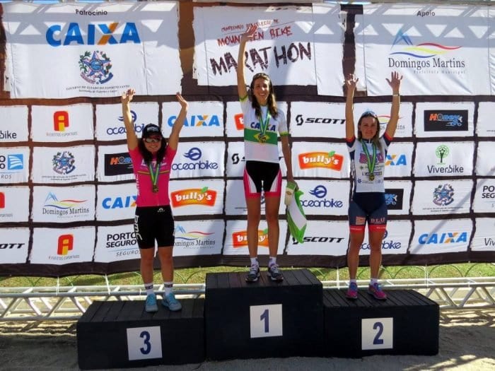 Tânia Pickler Negherbon é campeã Brasileira de Mountain Bike Maratona (Divulgação)