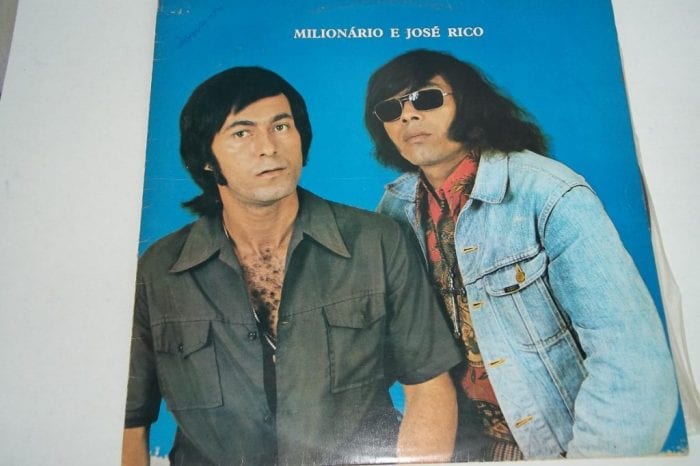 O primeiro LP da dupla, de 1973, já tinha um sucesso: "De Longe Também se Ama" (Mercado Livre)