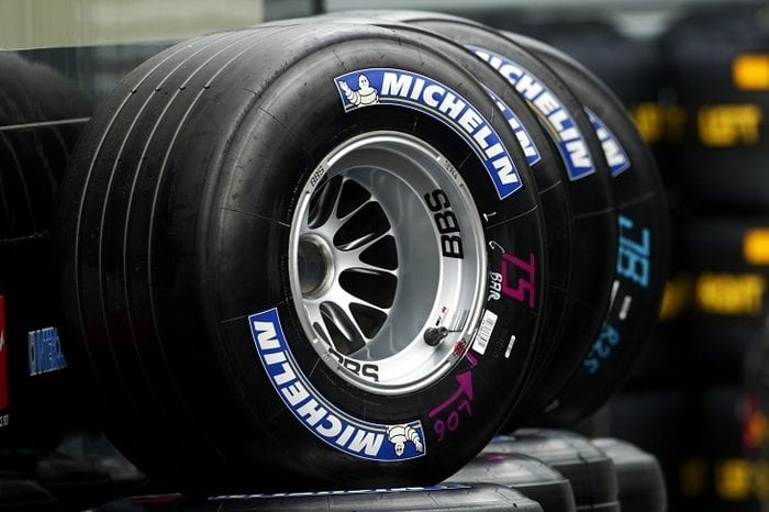Depois do incidente nos EUA, em 2006, Michelin pretente de redimir e voltar a fornecer pneus entre 2017 e 2019, no lugar da Pirelli (Michelin)