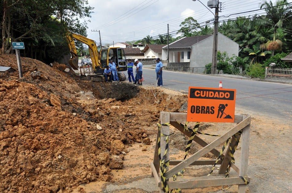 Samae inicia obras na Rua Gustavo Zimmermann