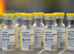 Vacina contra a febre amarela - foto de Rovena Rosa/Agência Brasil