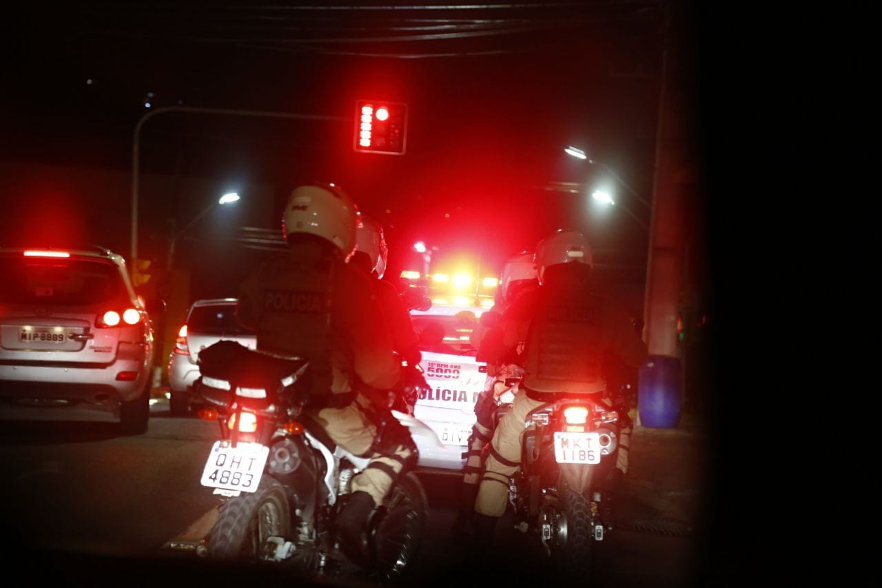 Rocam da Polícia Militar durante operação - foto de Giovanni Silva