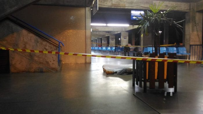 Vítima foi assassinada no interior do Terminal Rodoviário de Blumenau (Marcos Fernandes/Especial)