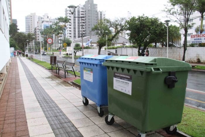 Samae avisa sobre separação correta dos lixos comum e reciclável (Marcelo Martins)