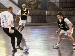 Blumenau Futsal segue treinando visando temporada 2019 - foto de Sidnei Batista