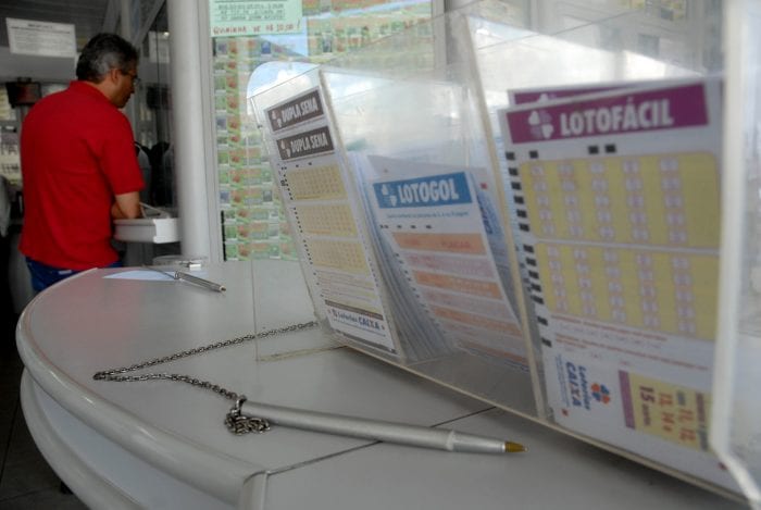 Aposta pode ser feita em qualquer casa lotérica - foto da Agência Brasil