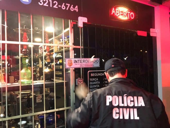 Polícia Civil fecha tabacarias em situação irregular - foto da PC
