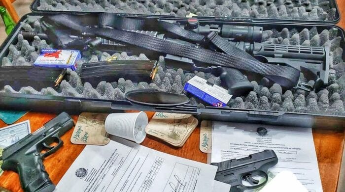 Armas apreendidas ontem na Itoupava Norte - foto da Polícia Militar