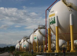 Esferas de armazenamento de Gás Liquefeito de Petróleo (GLP) da Refinaria Duque de Caxias - REDUC